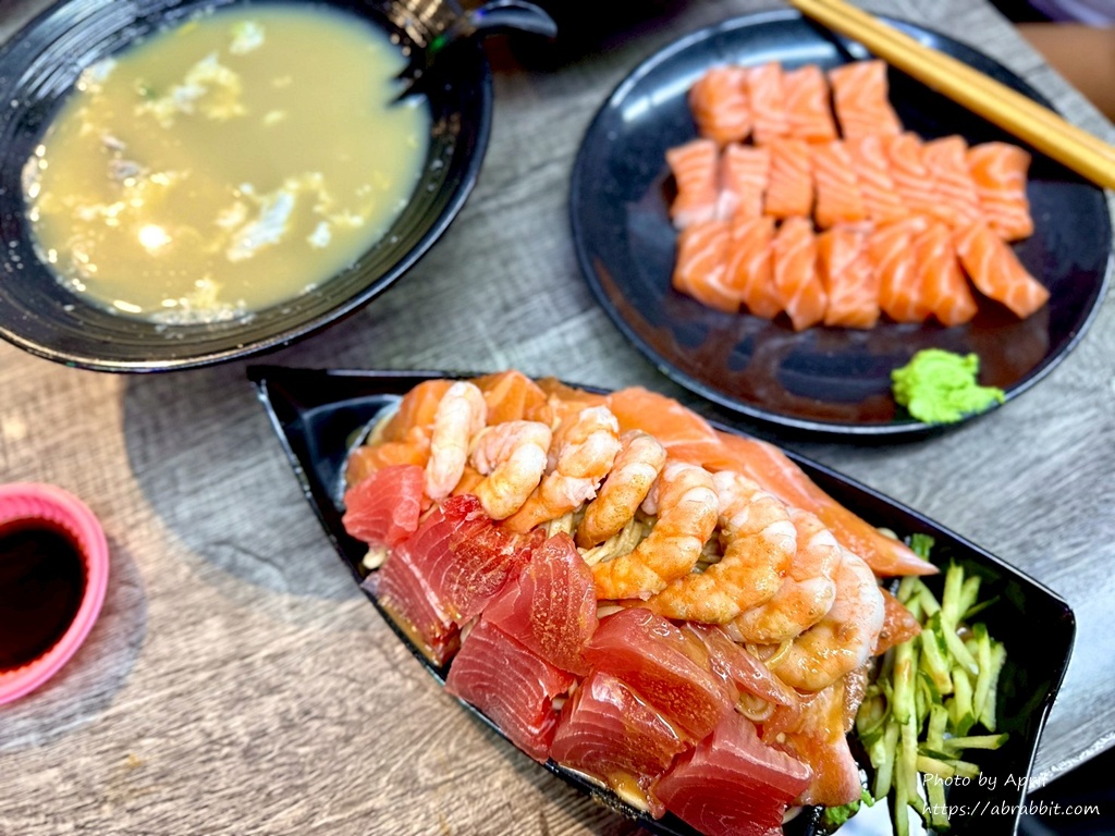 宵夜來份生魚片涼麵，你吃過嗎？一樂涼麵牛肉湯